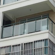 選擇合適的陽臺護欄材質為你生活安全保駕護航